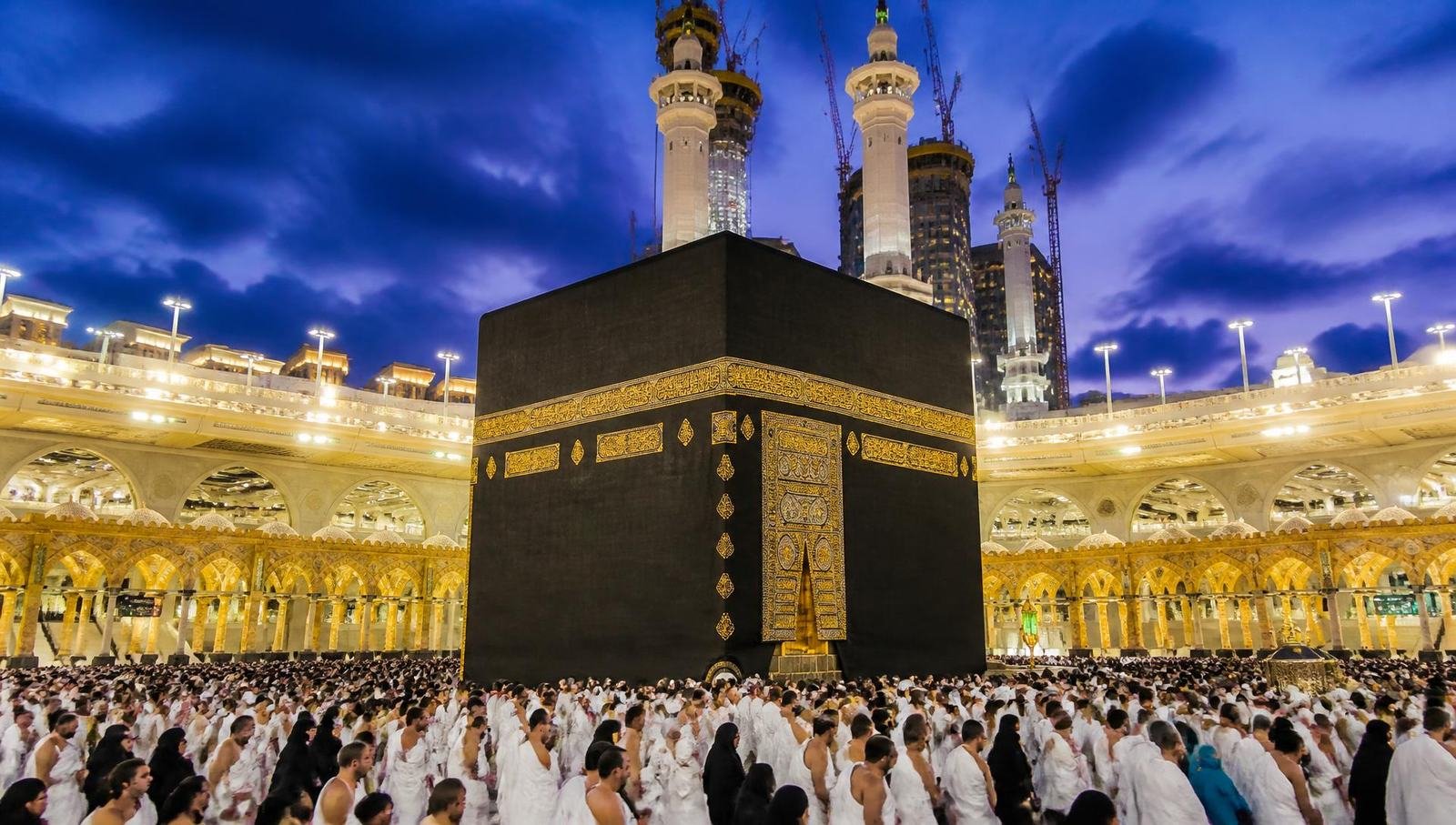 Pilgrims performing tawaf around the Kaaba in Masjid al-Haram